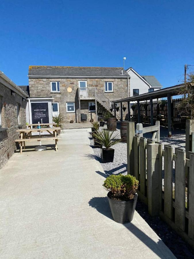 Wheal Rose -Beautifully Fitted Lodge Helston Cornwall Exterior photo